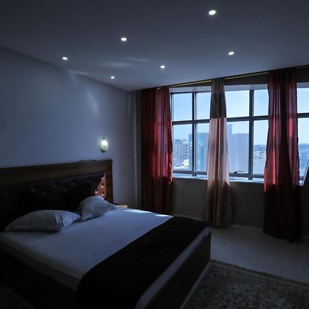 Immeuble Gazbar Apartment Gabes Ngoại thất bức ảnh