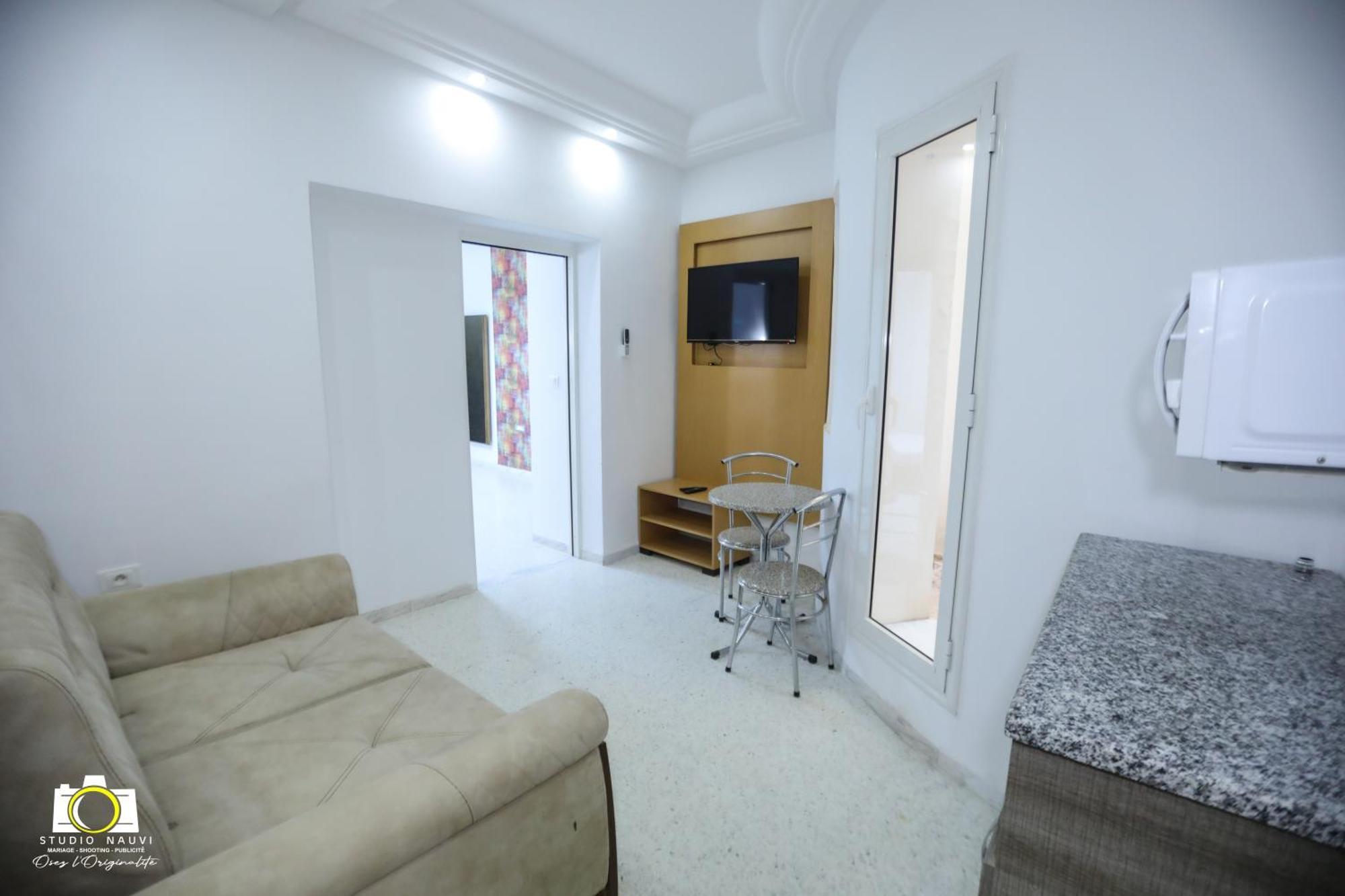 Immeuble Gazbar Apartment Gabes Ngoại thất bức ảnh