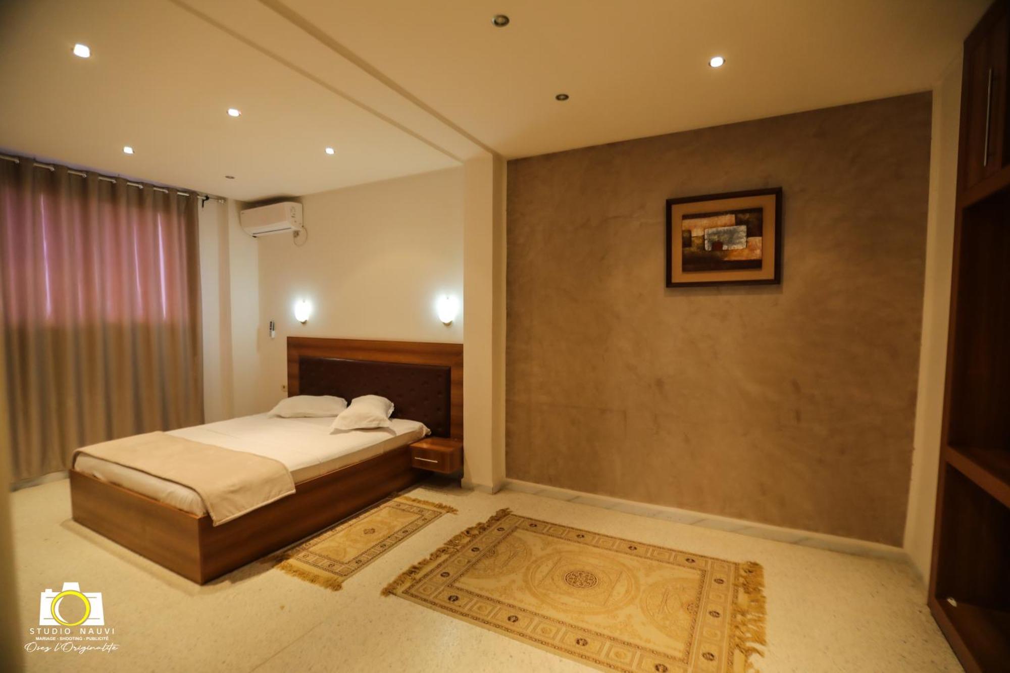 Immeuble Gazbar Apartment Gabes Ngoại thất bức ảnh